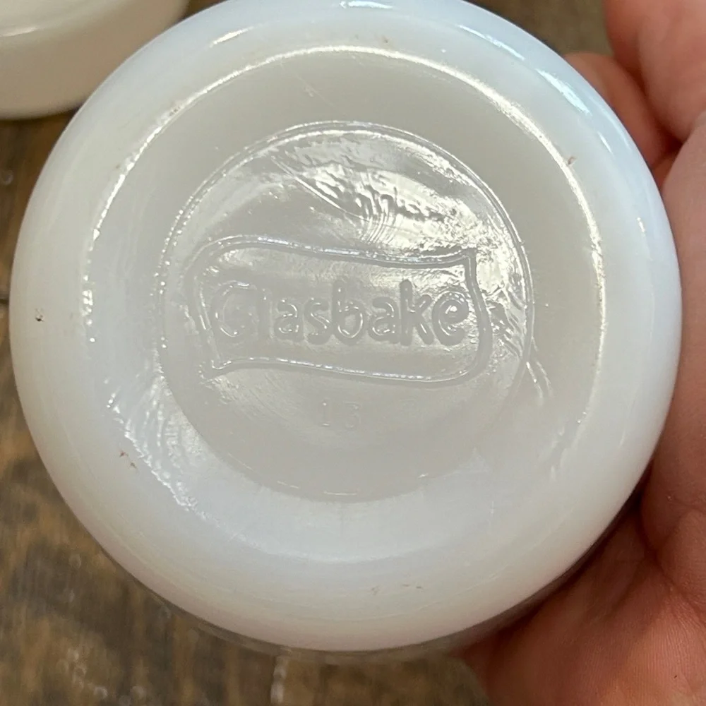 Glasbake Custard Cups White Milk Glass 5 Ramekin Dessert Prep Bowls MCM - Picture 2 of 8